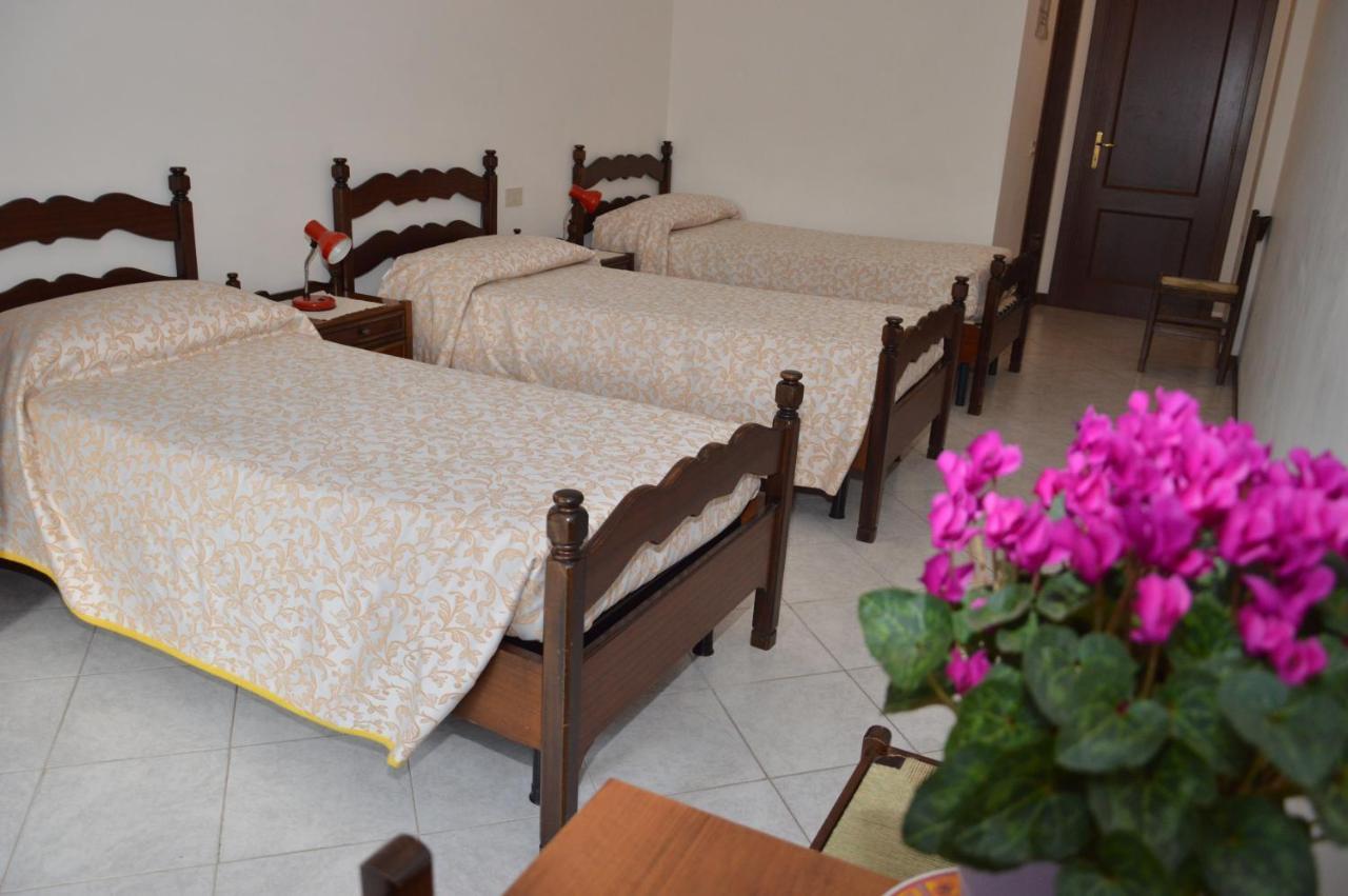 Domus Achille Fosco Hotel Ciampino Kültér fotó