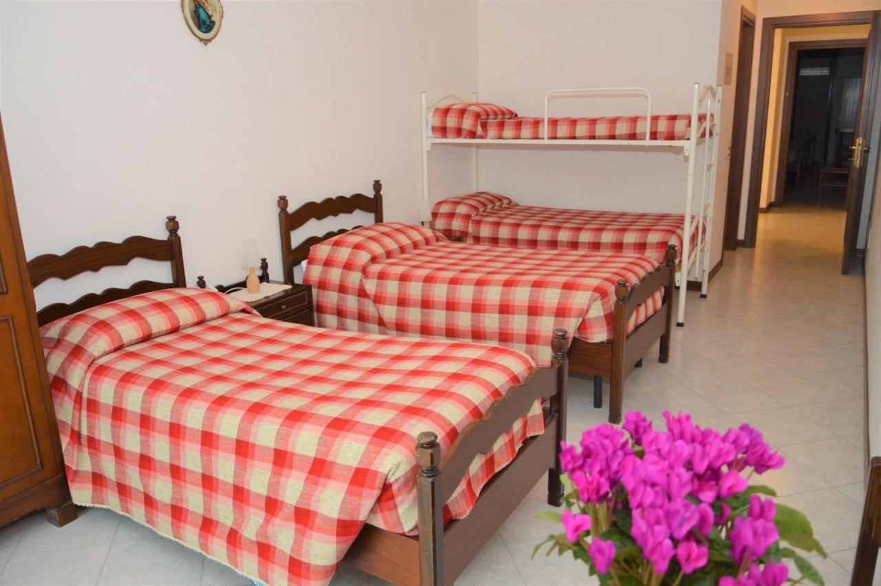 Domus Achille Fosco Hotel Ciampino Kültér fotó